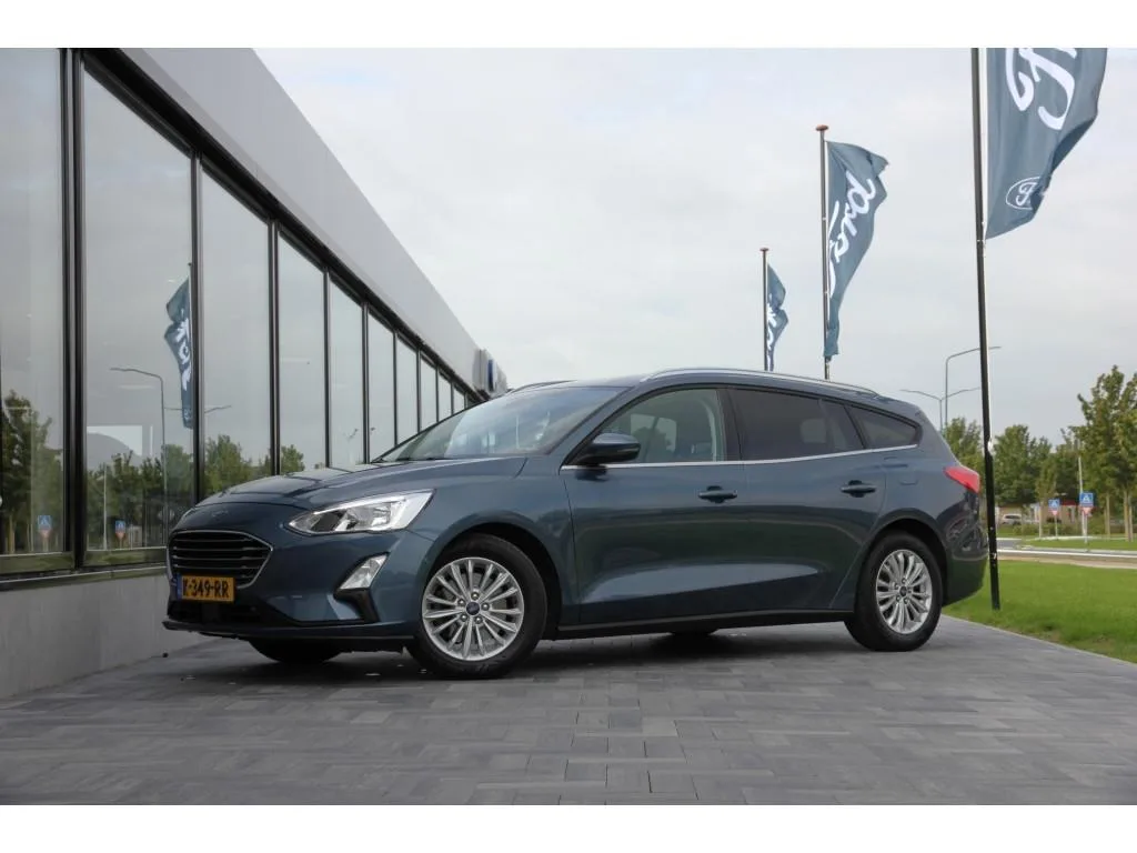 Ford Focus (2019) — foto 1