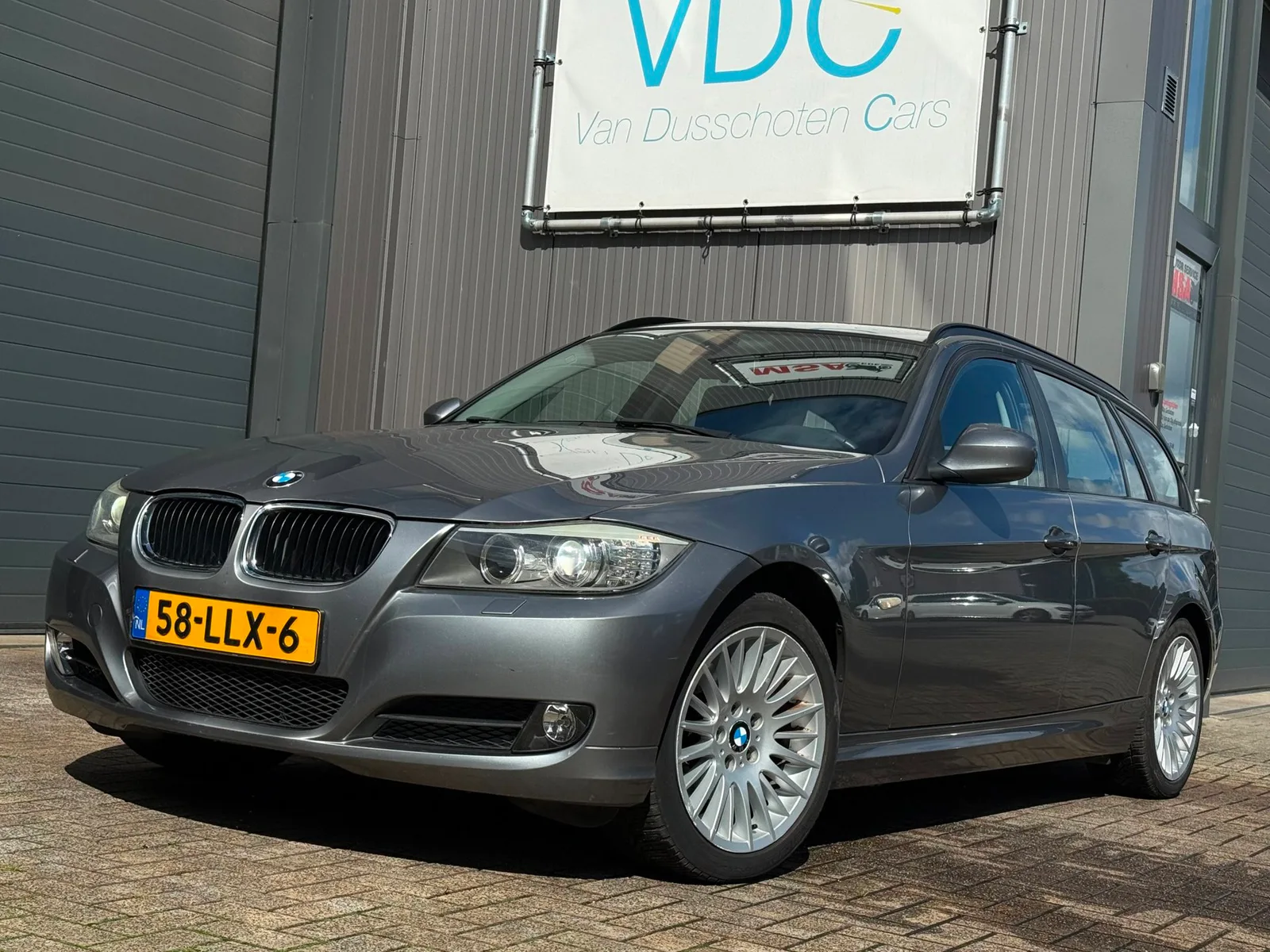 BMW 3-Serie (2010) — foto 1