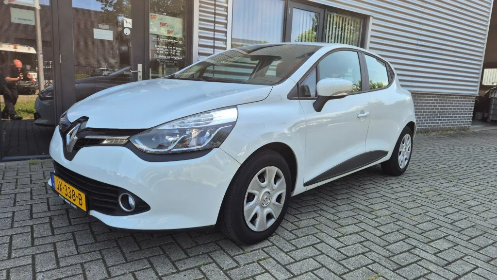 Renault Clio (2016) — foto 1
