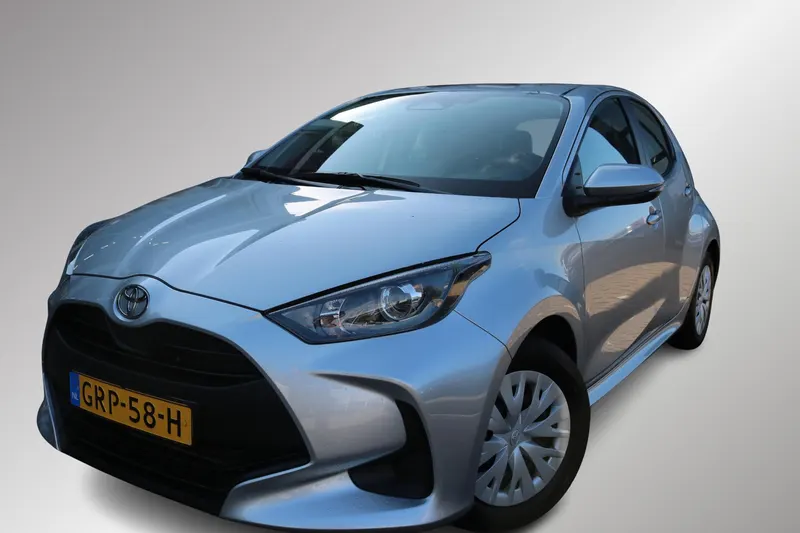 Toyota Yaris (2024)