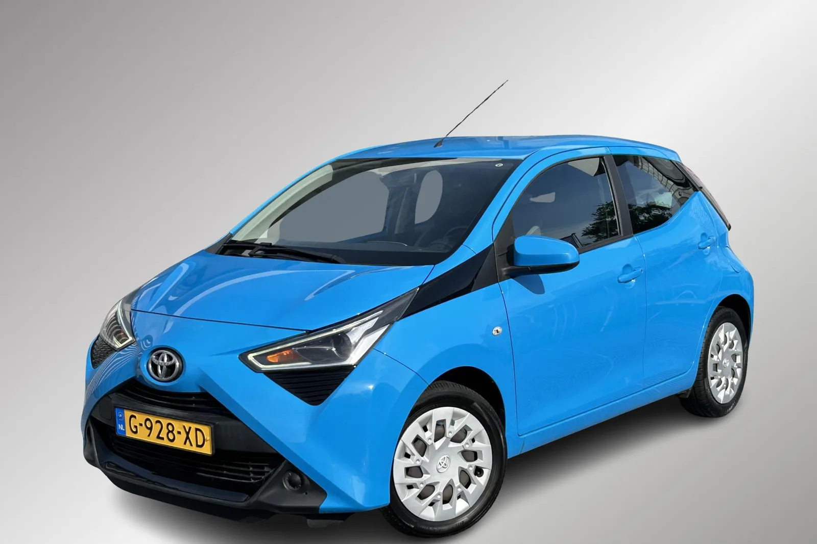 Toyota Aygo (2019) — foto 1