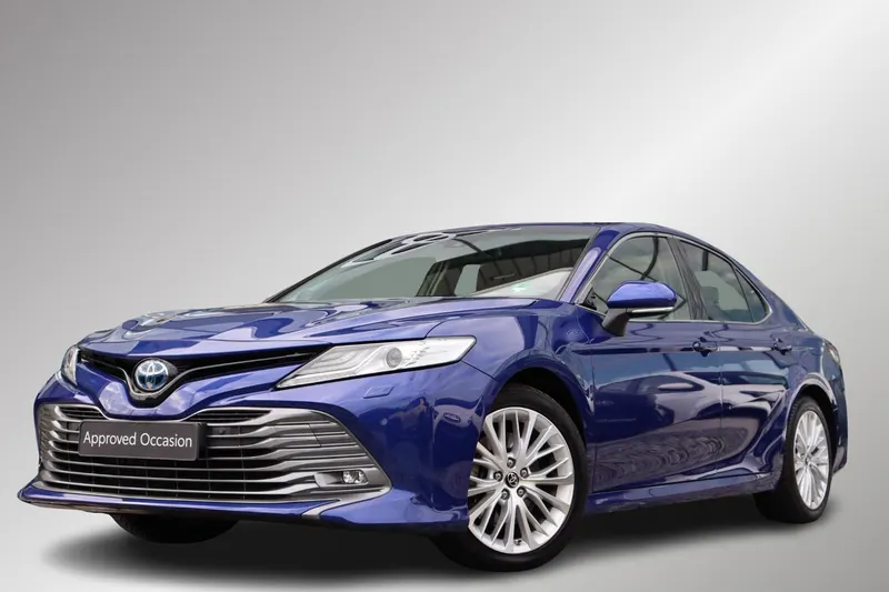 Toyota Camry (2019)