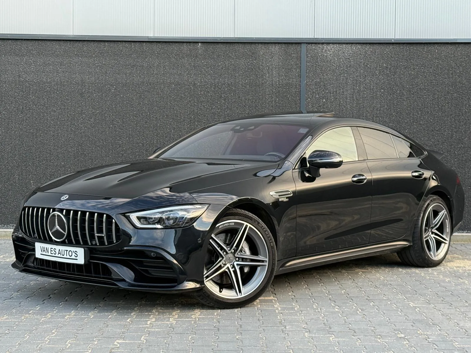 Mercedes-Benz AMG GT (2020) — foto 1