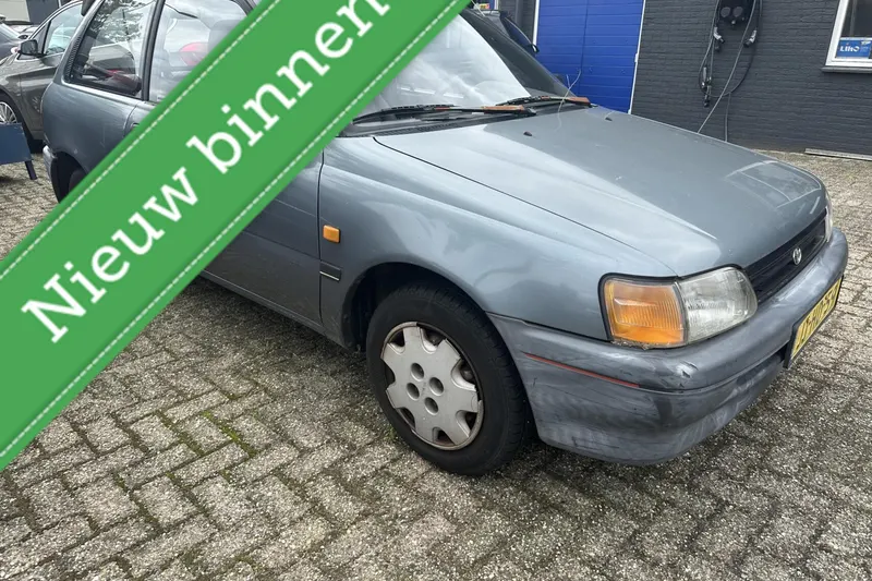 Toyota Starlet (1994)