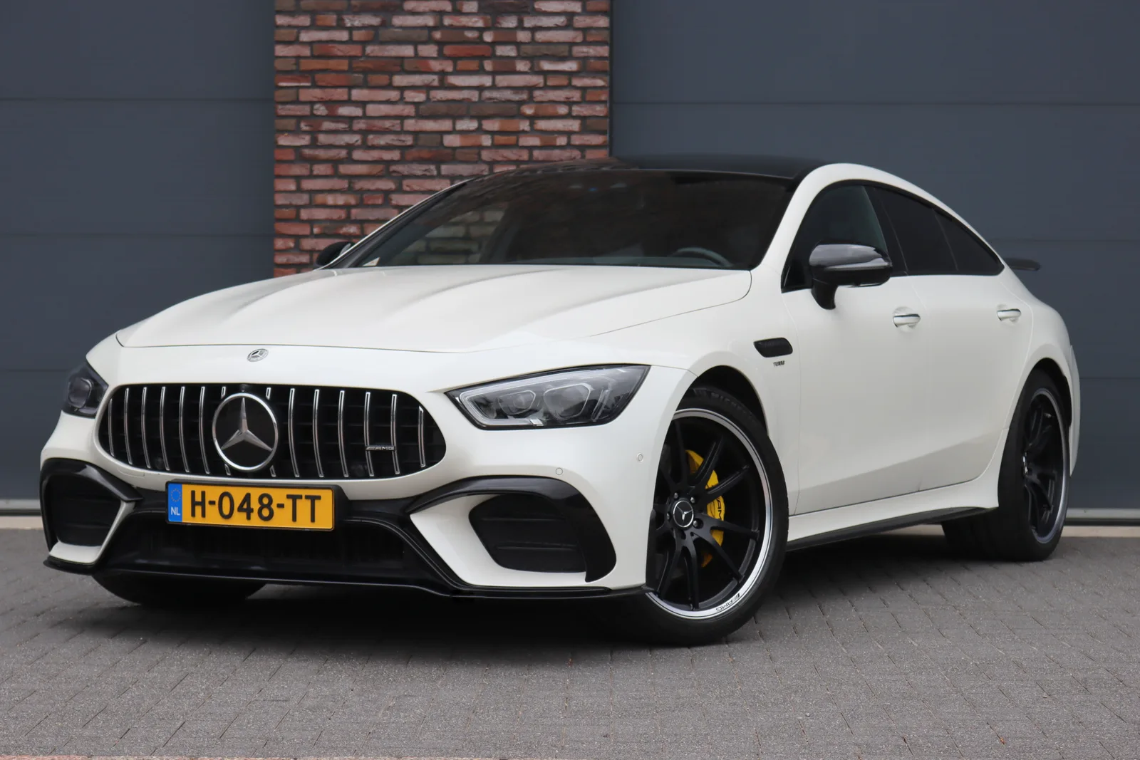 Mercedes-Benz AMG-GT (2020) — foto 1