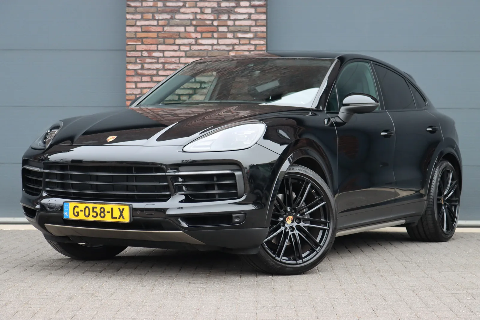 Porsche Cayenne (2019) — foto 1