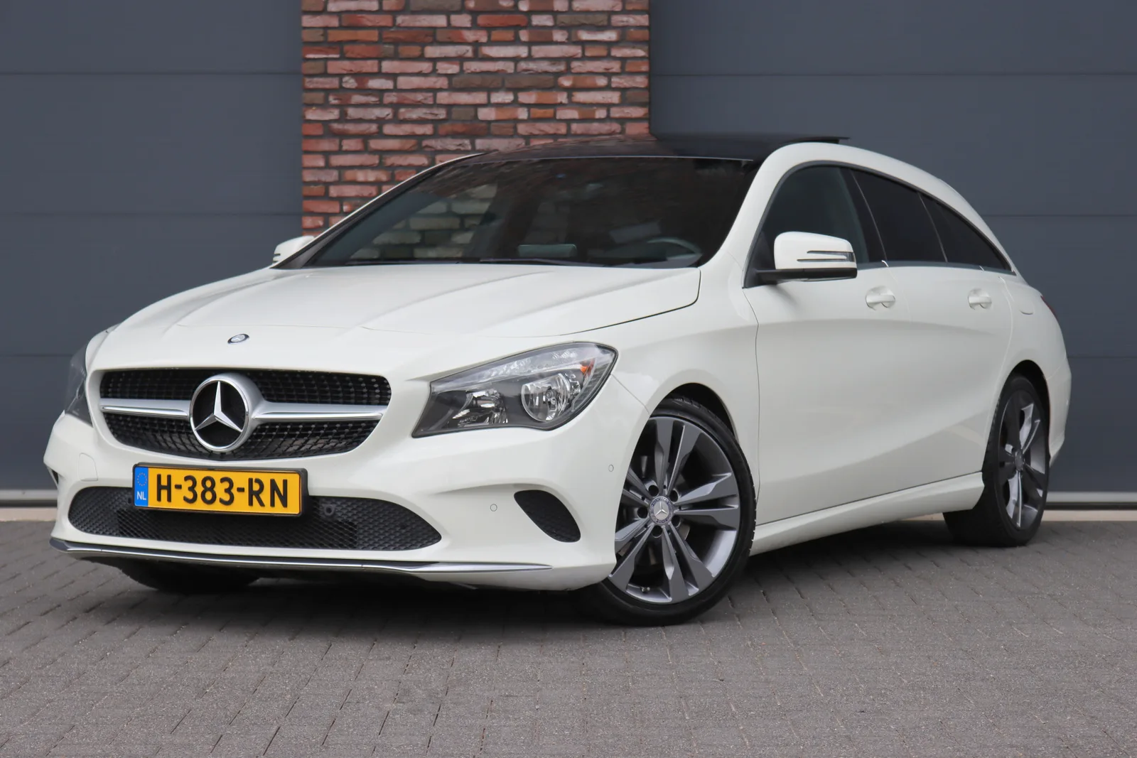 Mercedes-Benz CLA-Klasse (2016) — foto 1