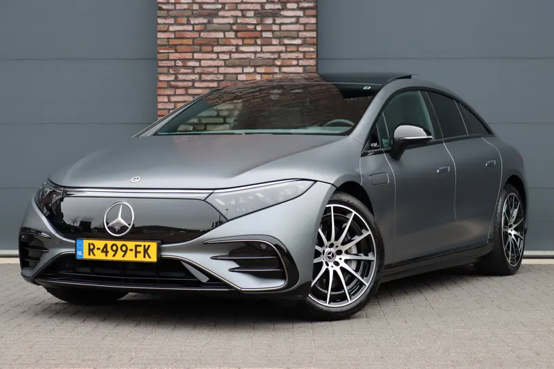 Mercedes-Benz EQS (2022)