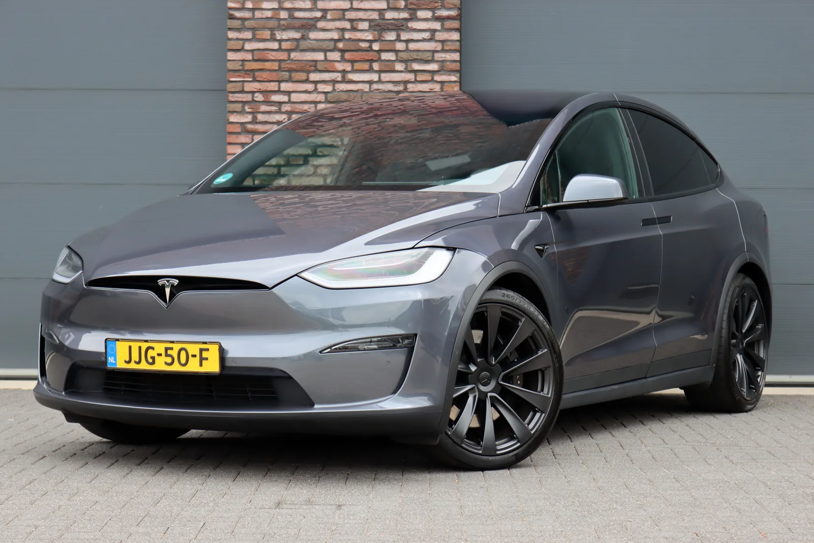 Tesla Model X (2024) — foto 1