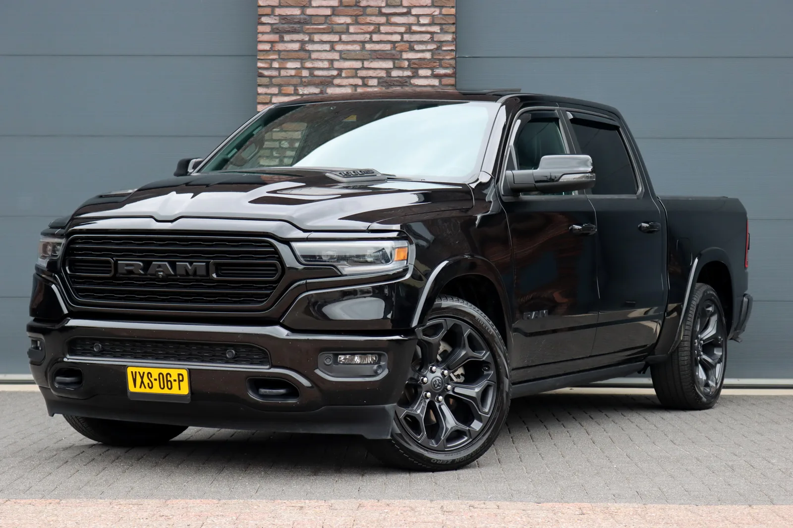 Dodge RAM (2023) — foto 1