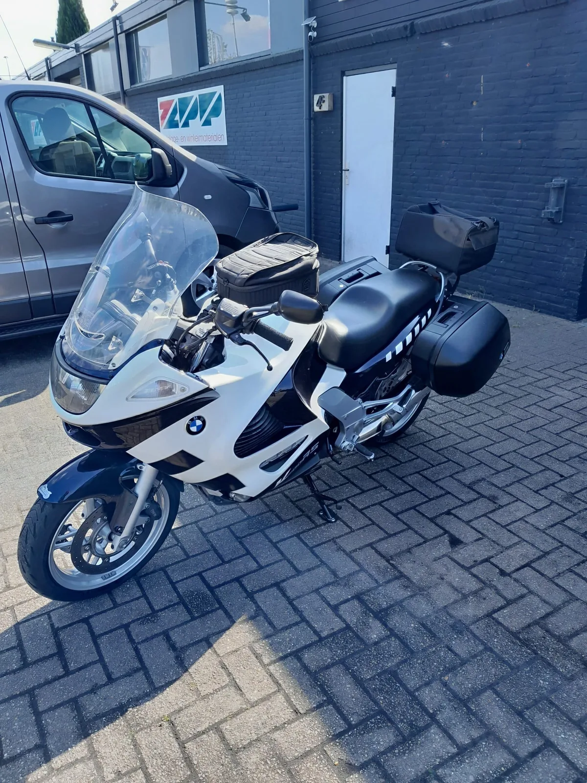 BMW K 1200 RS (2005) — foto 1