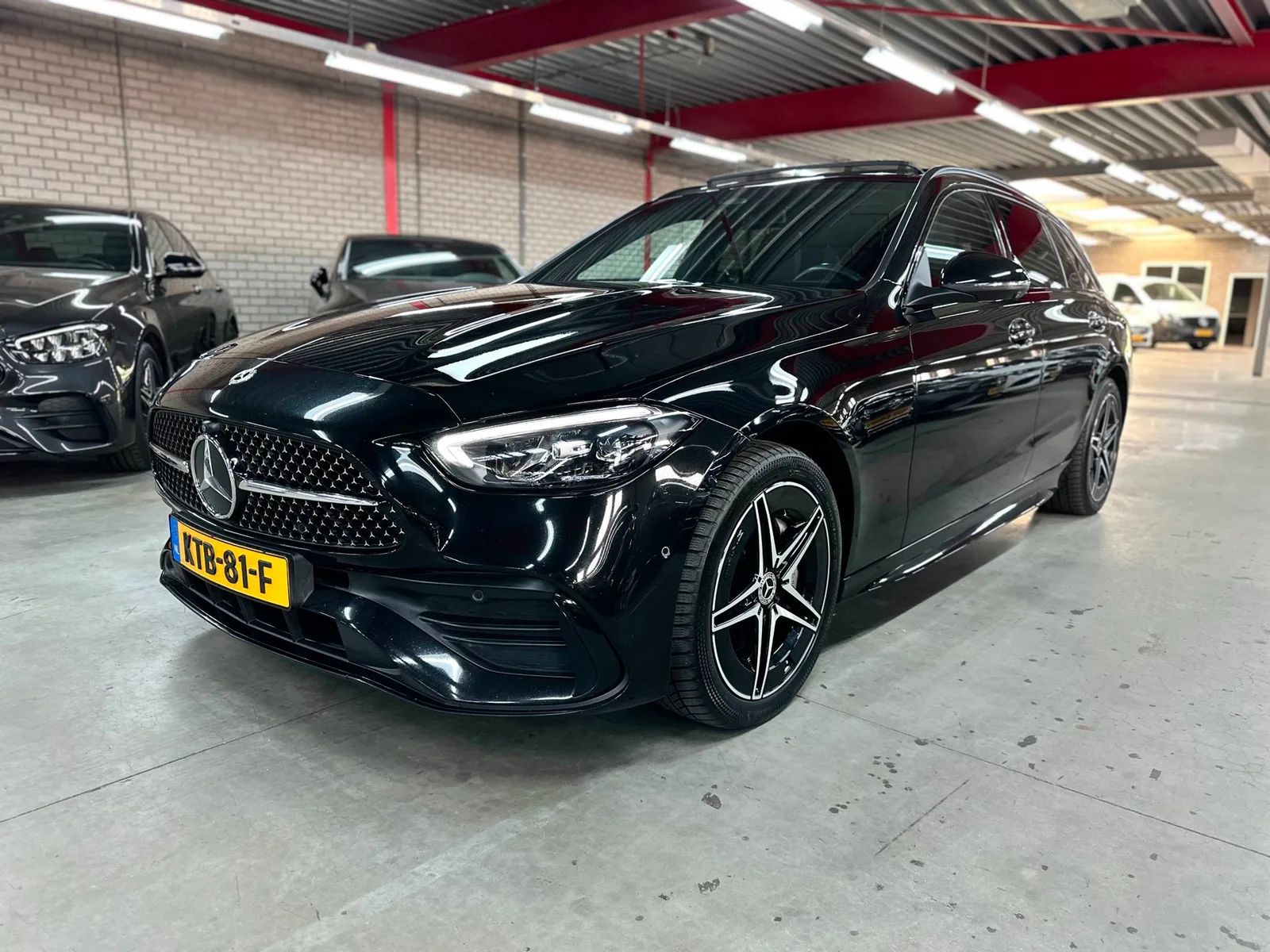 Mercedes-Benz C-Klasse (2023) — foto 1
