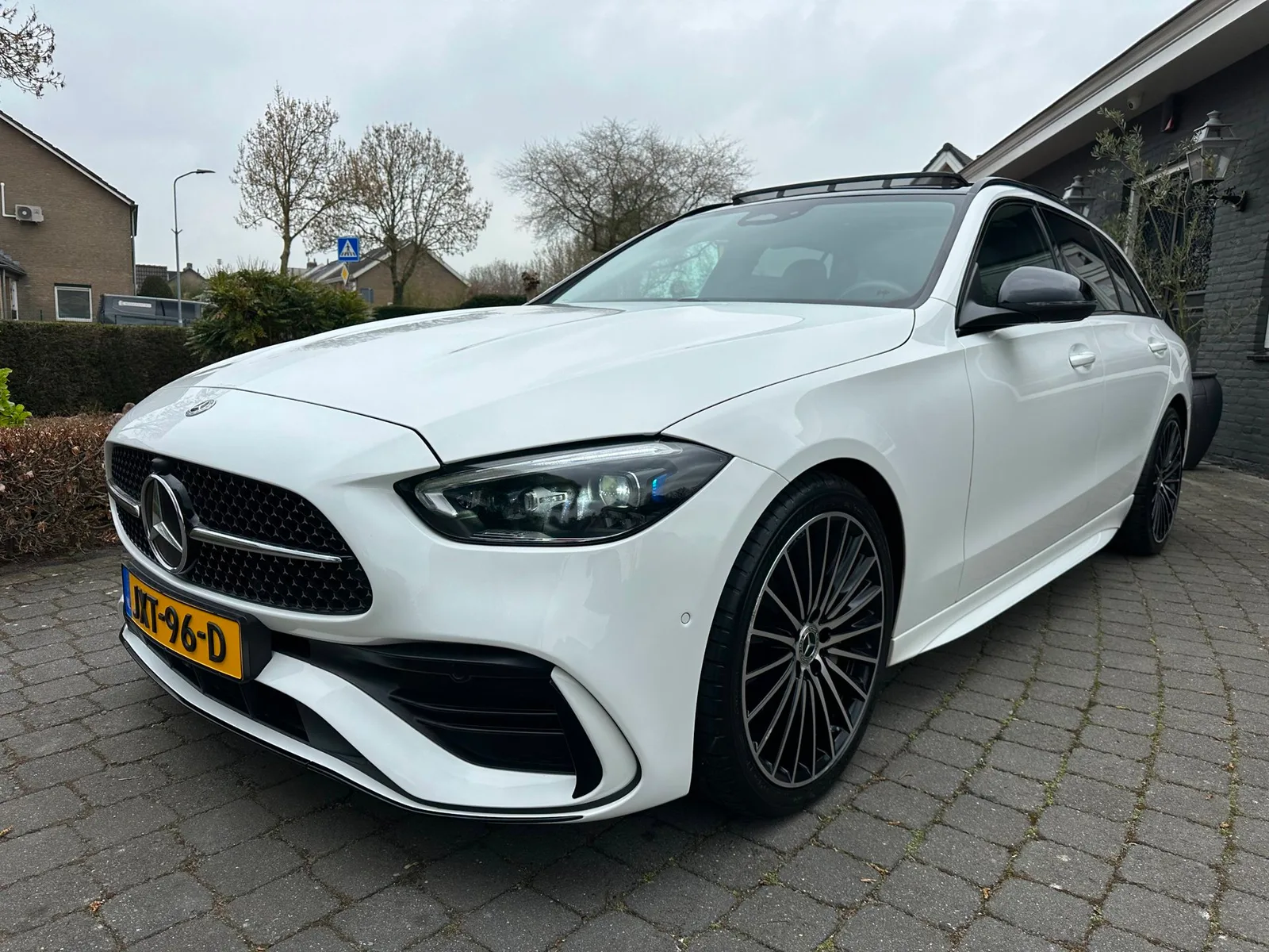 Mercedes-Benz C-Klasse (2022) — foto 1