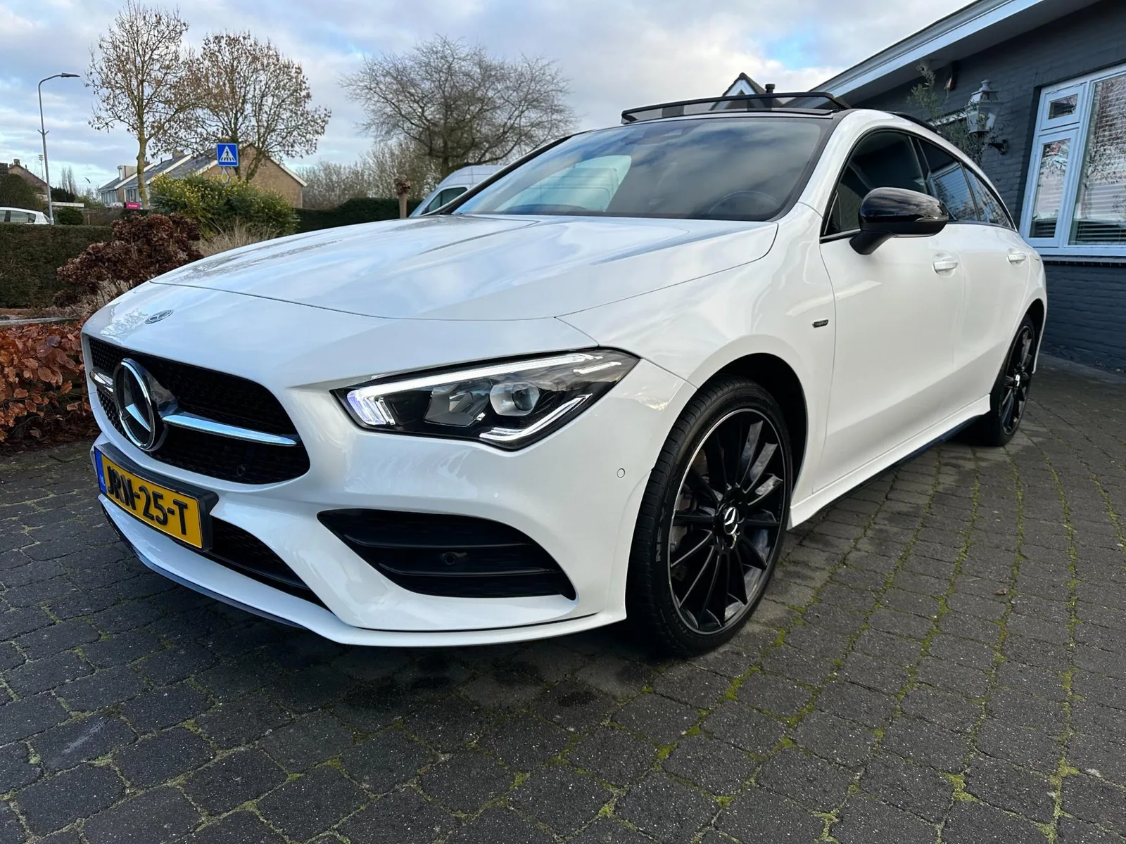 Mercedes-Benz CLA-Klasse (2022) — foto 1