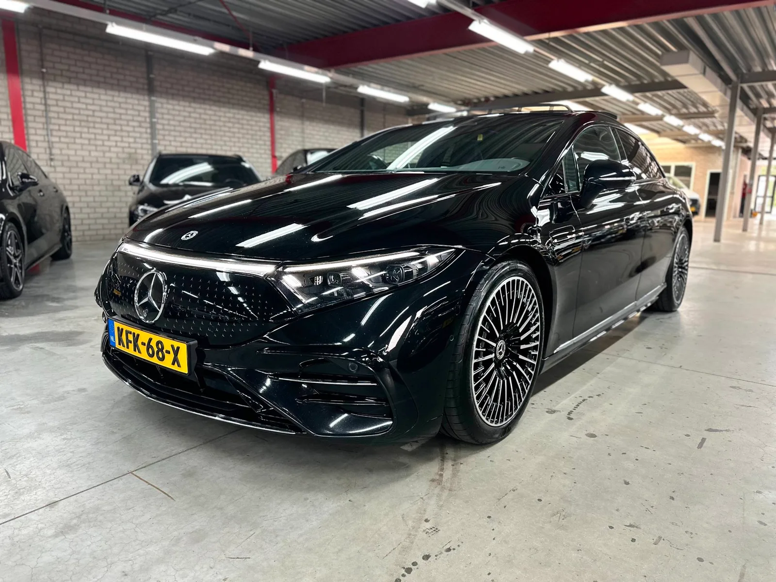 Mercedes-Benz EQS (2022) — foto 1