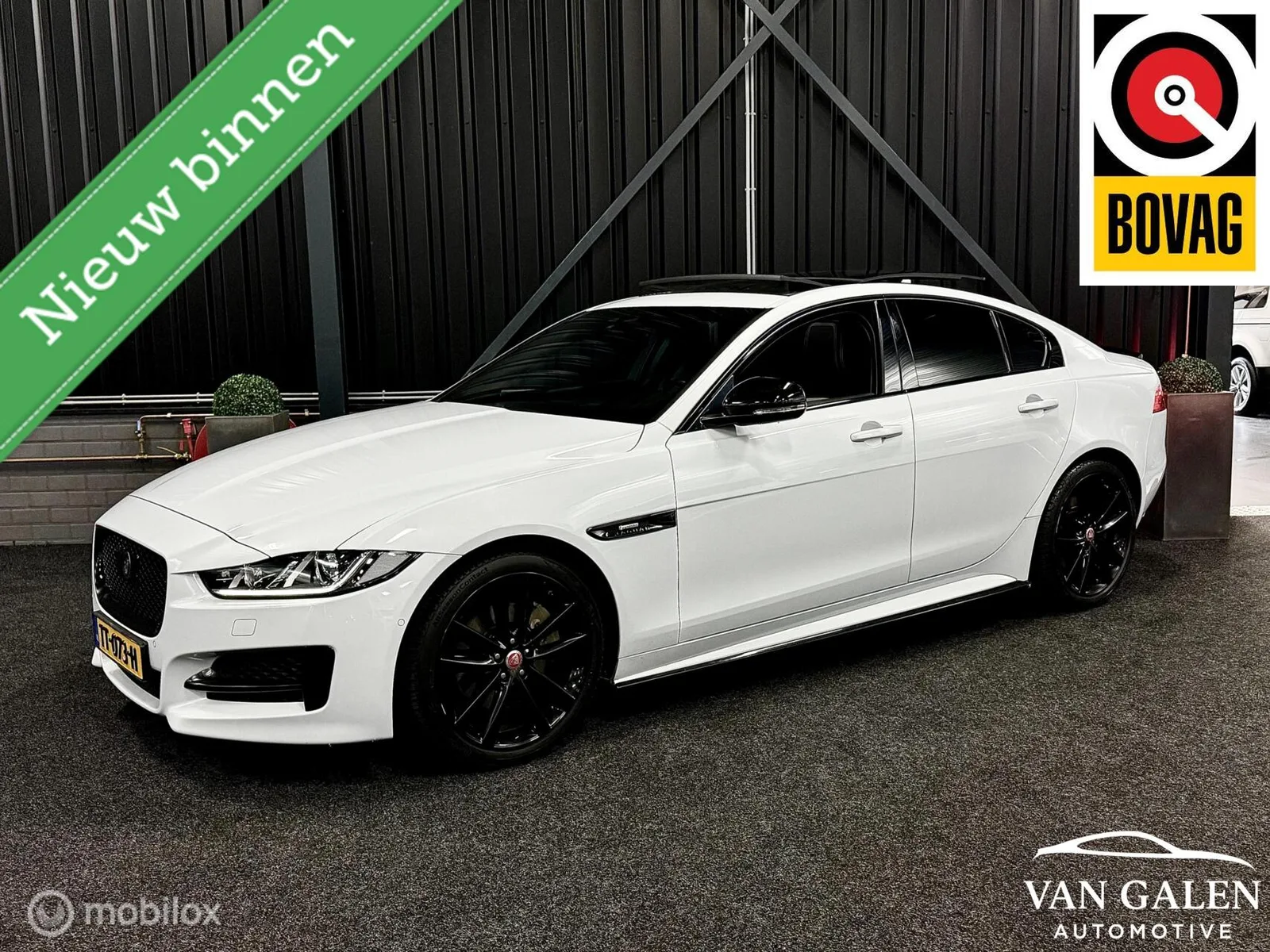 Jaguar XE (2018) — foto 1