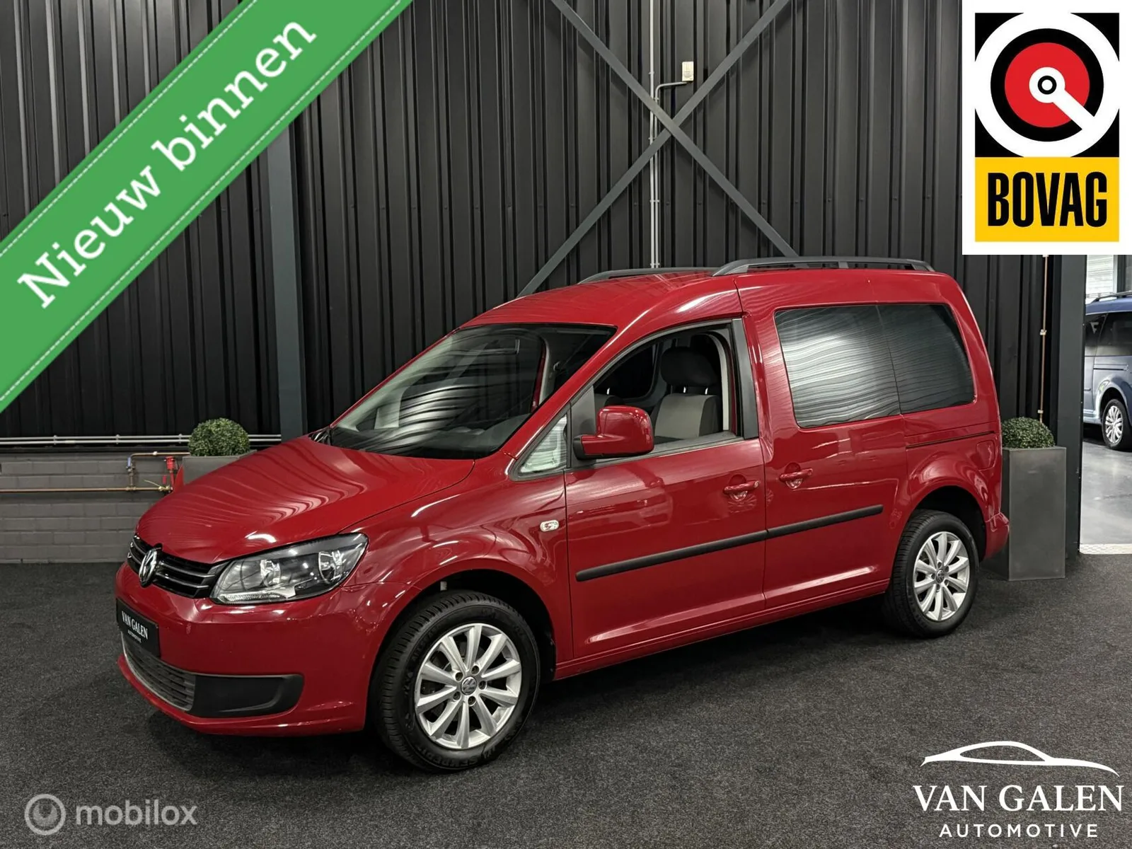 Volkswagen Caddy (2011) — foto 1