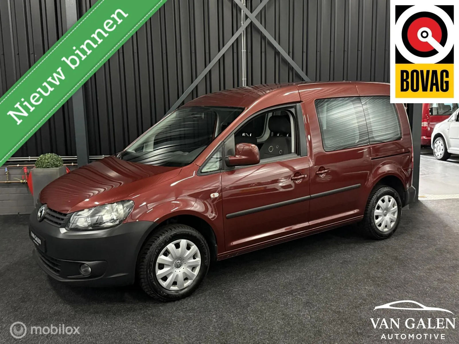 Volkswagen Caddy (2011) — foto 1