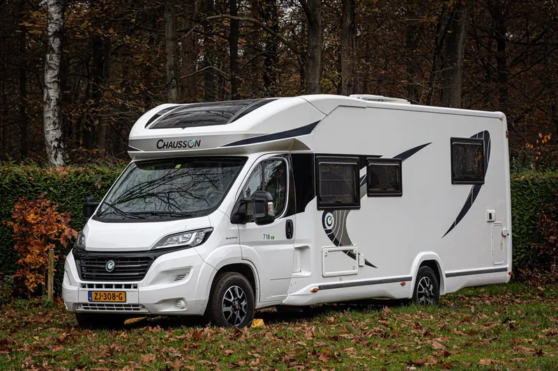 Chausson 718 (2016)