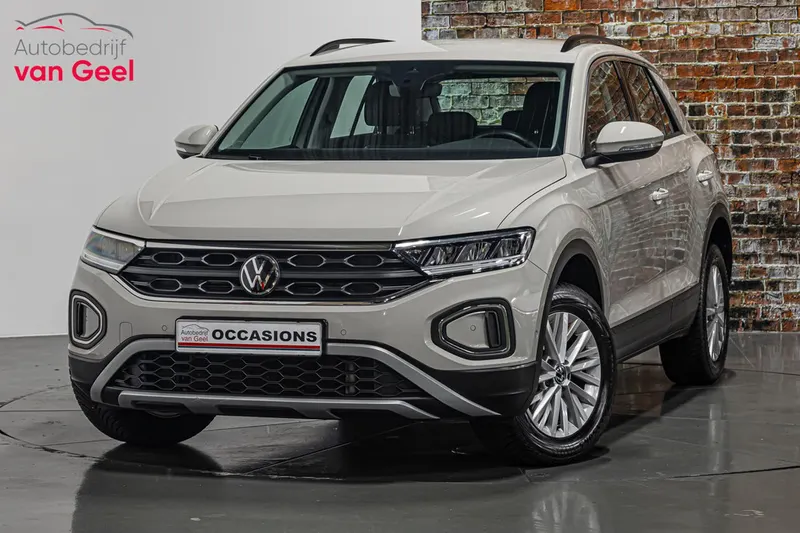 Volkswagen T-Roc (2024)