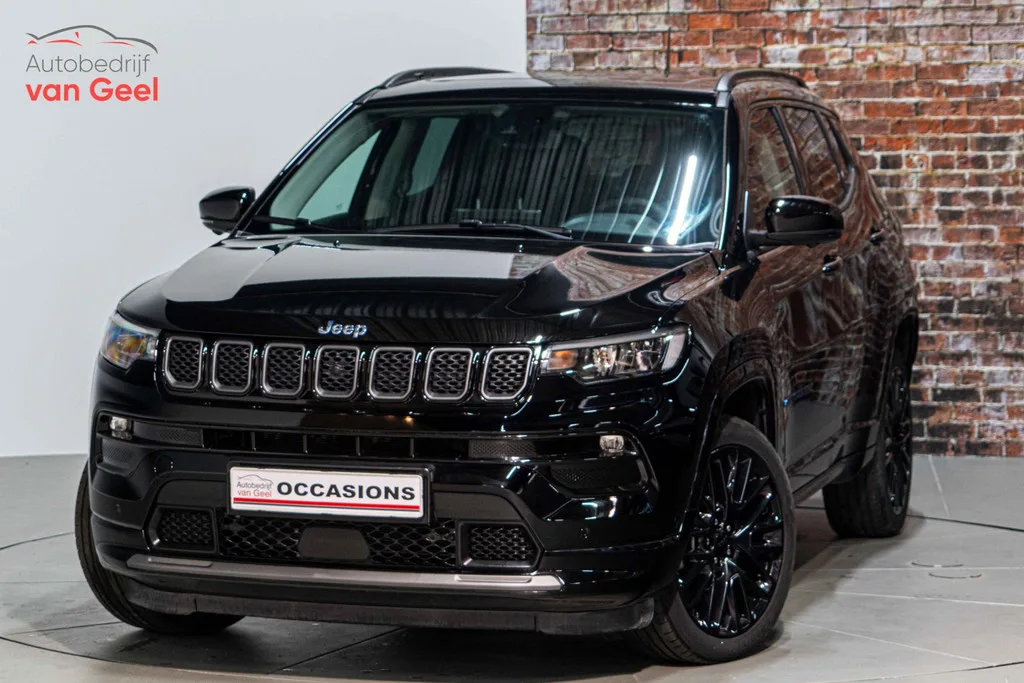 Jeep Compass (2022) — foto 1