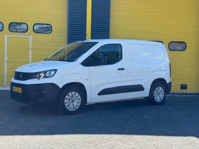 Peugeot Partner (2021) — foto 1