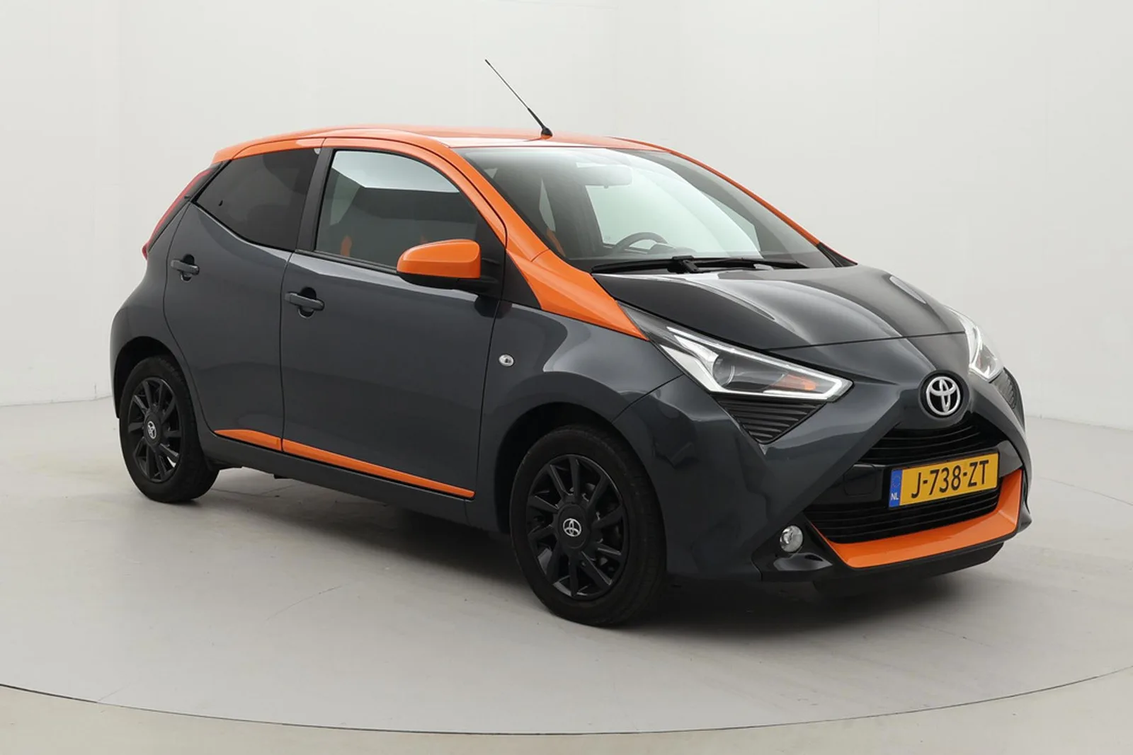 Toyota Aygo (2020) — foto 1