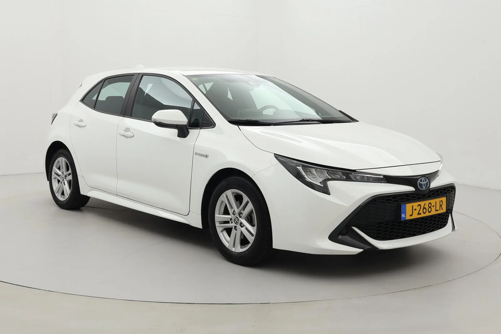Toyota Corolla (2020) — foto 1