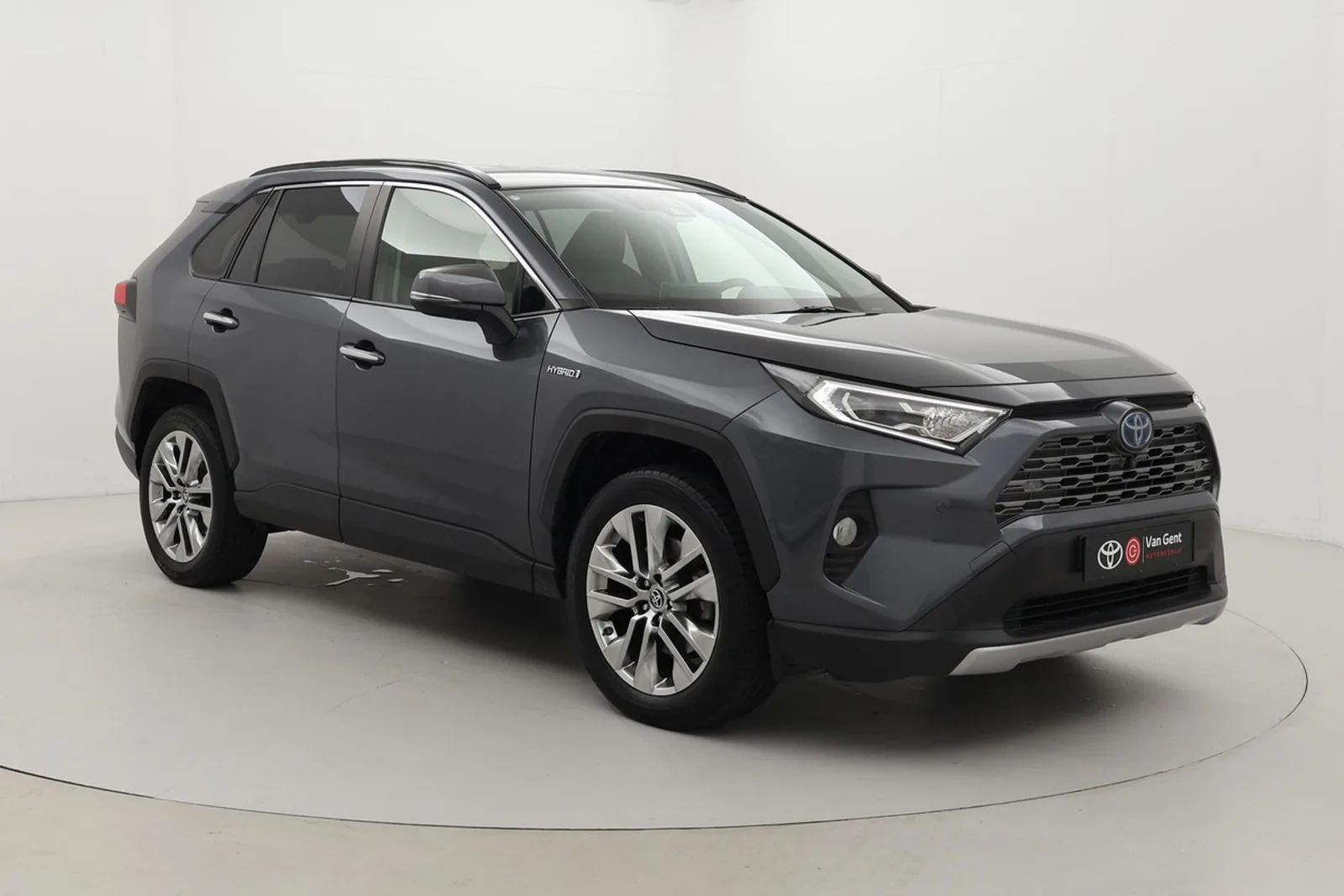 Toyota RAV4 (2021) — foto 1