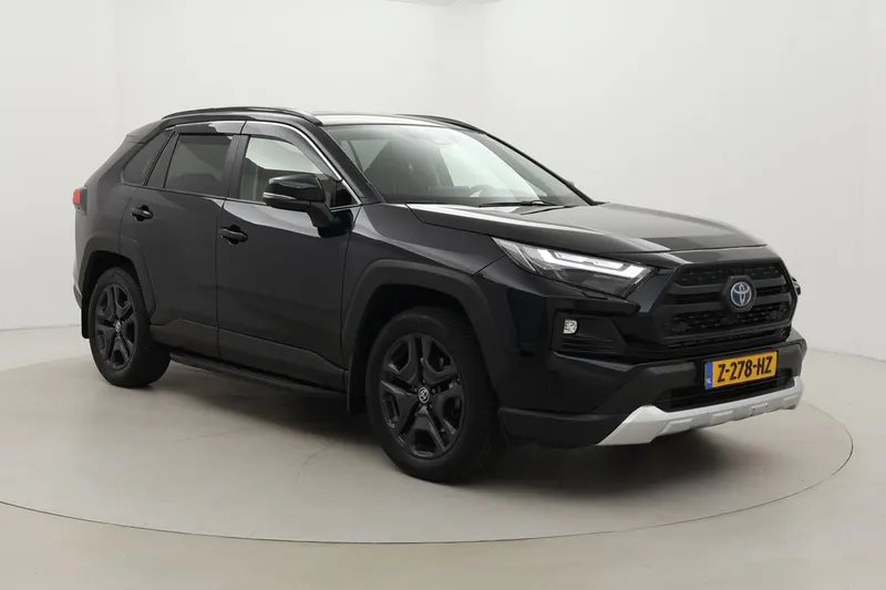 Toyota RAV4 (2022)