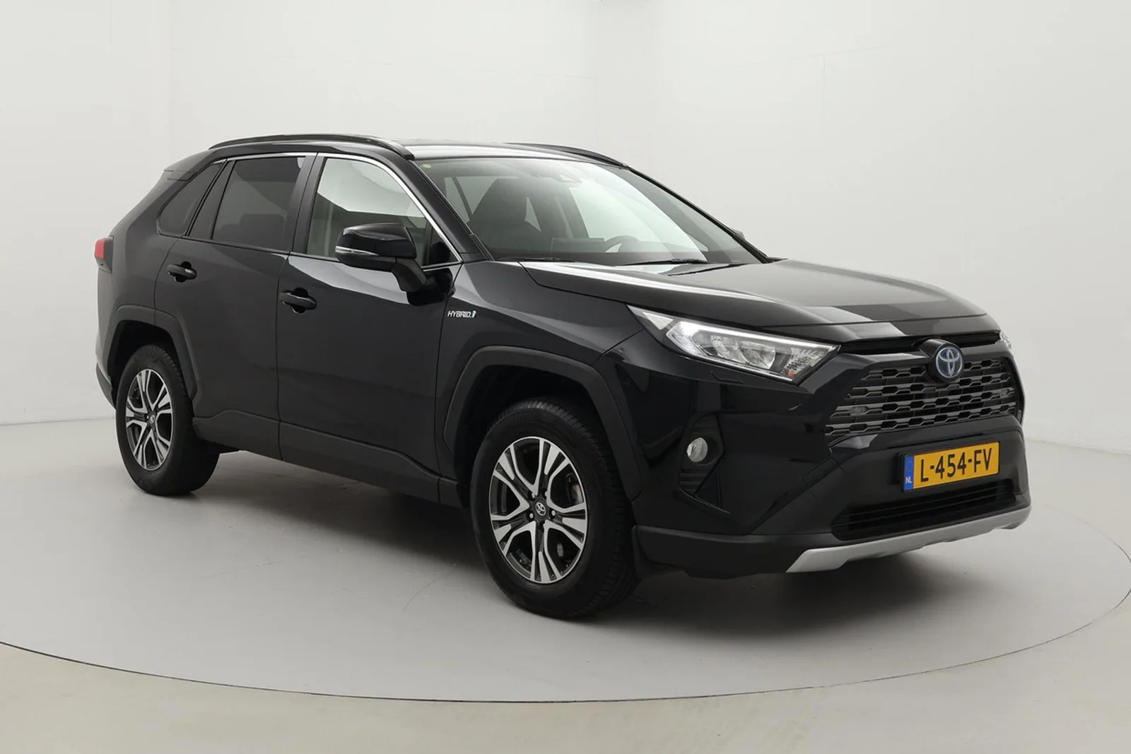 Toyota RAV4 (2021) — foto 1
