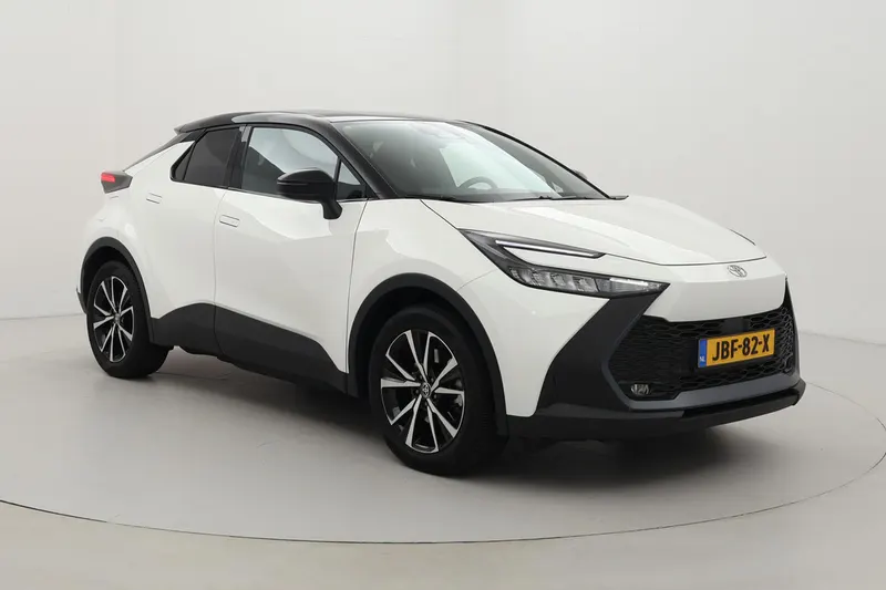 Toyota C-HR (2025)