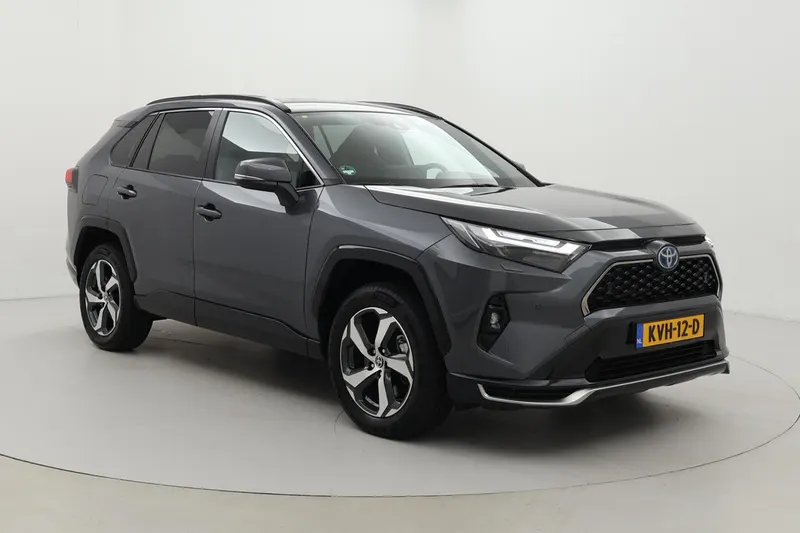 Toyota RAV4 (2025)