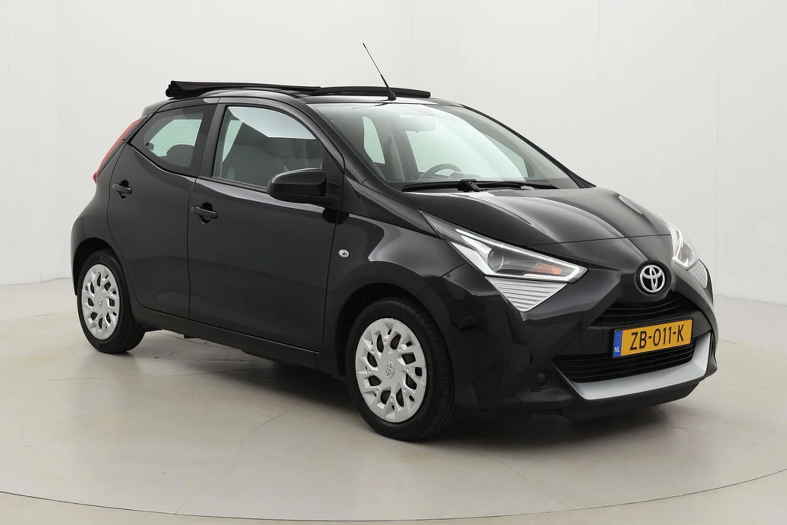 Toyota Aygo (2019) — foto 1