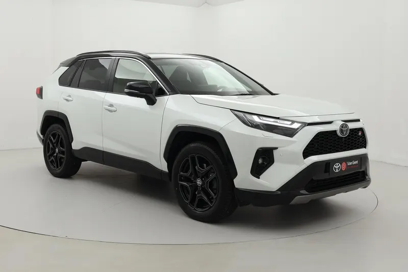 Toyota RAV4 (2025)