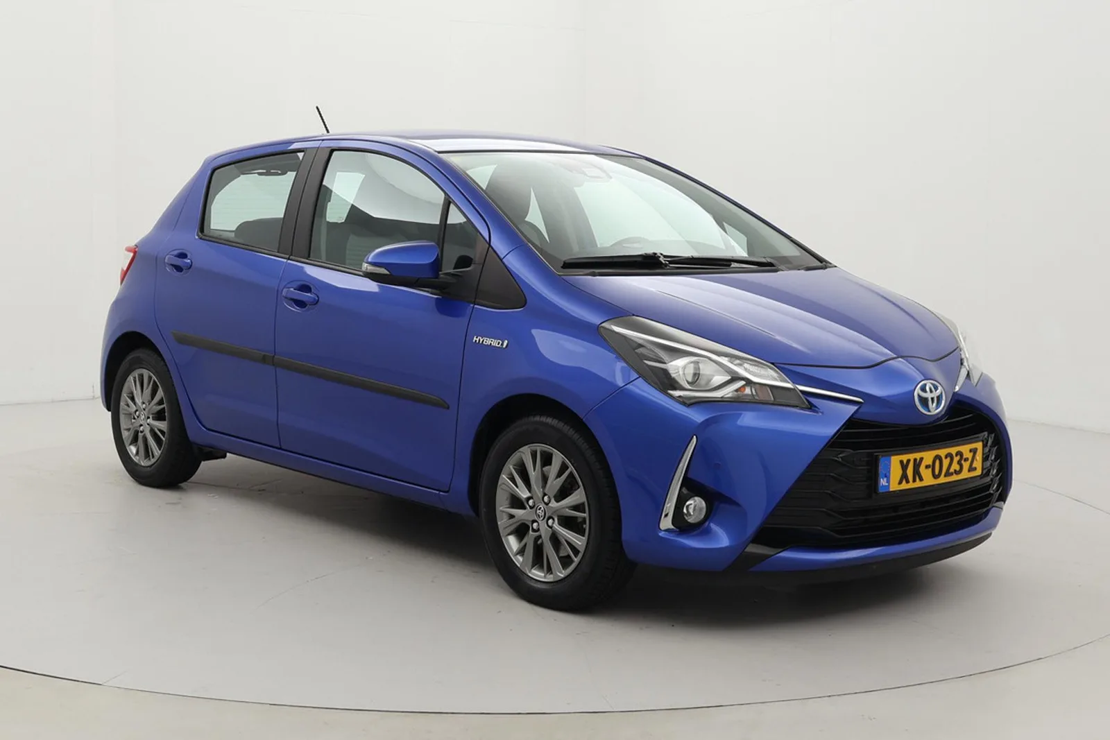 Toyota Yaris (2018) — foto 1