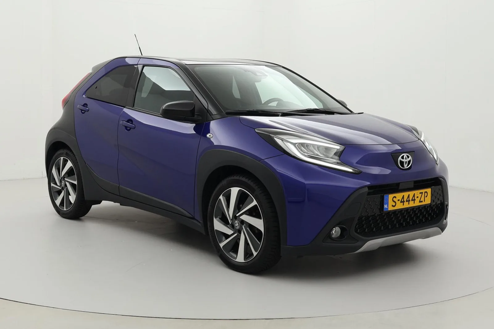 Toyota Aygo X (2023) — foto 1