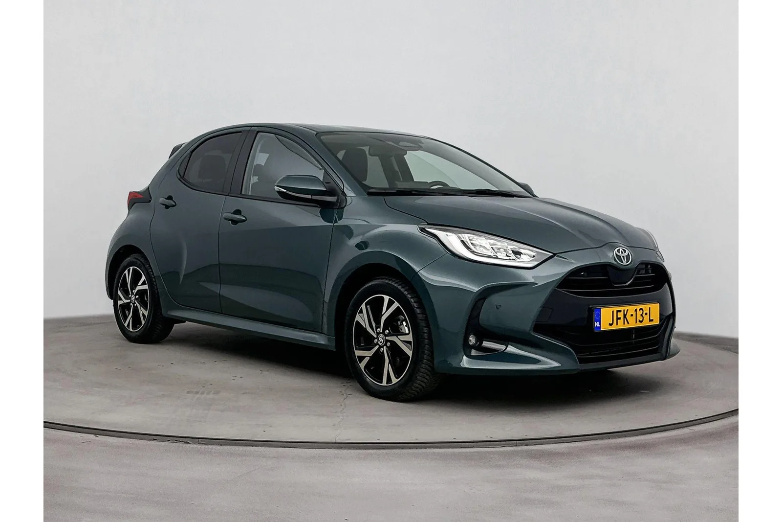 Toyota Yaris (2025) — foto 1