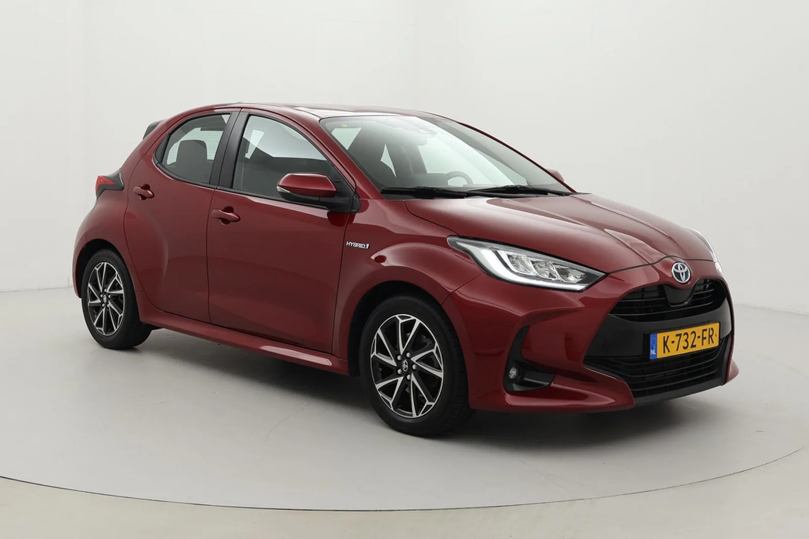 Toyota Yaris (2020) — foto 1