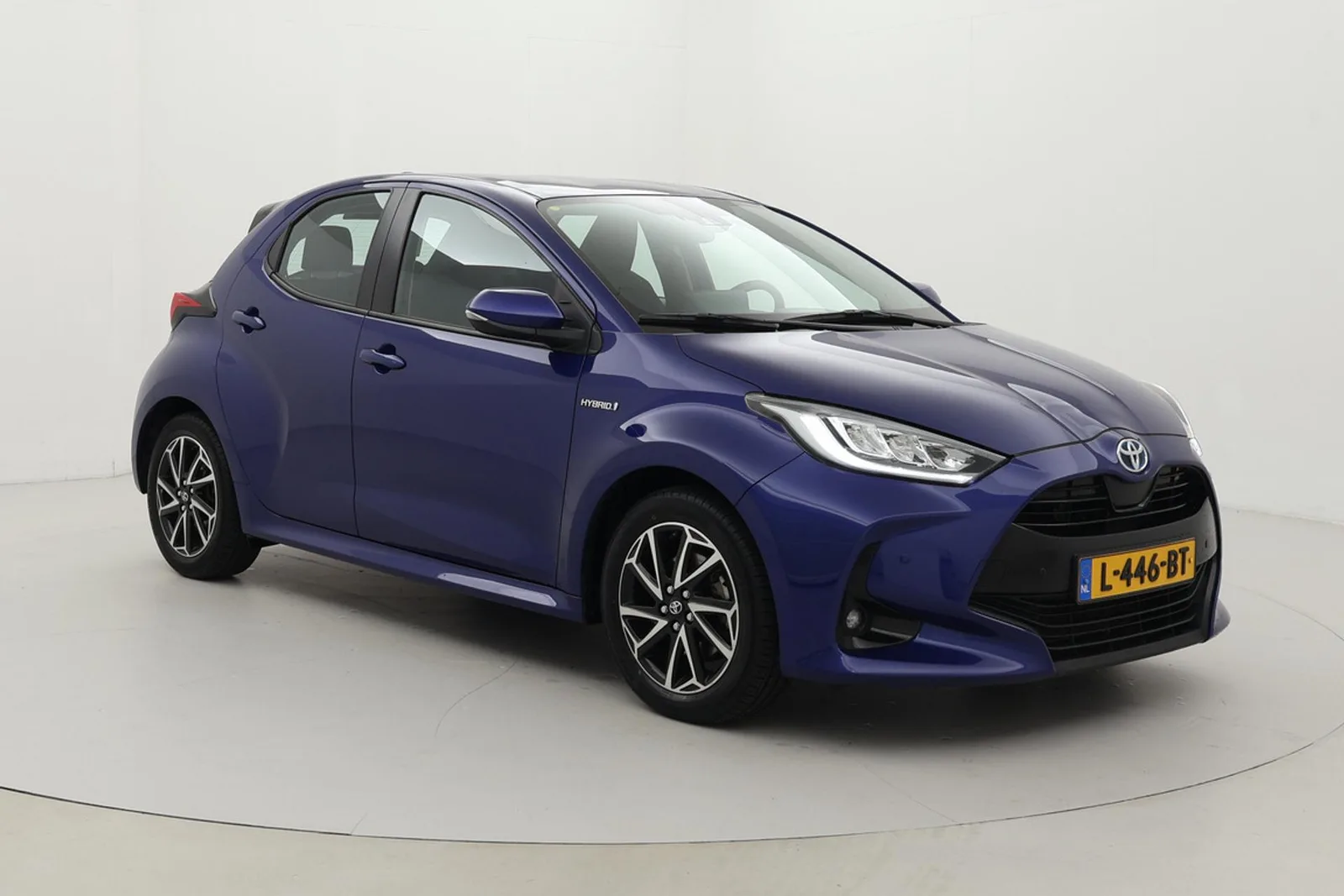 Toyota Yaris (2021) — foto 1