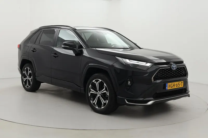 Toyota RAV4 (2025)