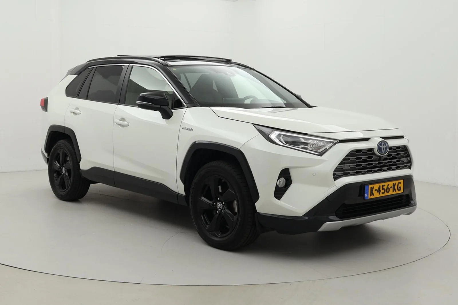 Toyota RAV4 (2020) — foto 1