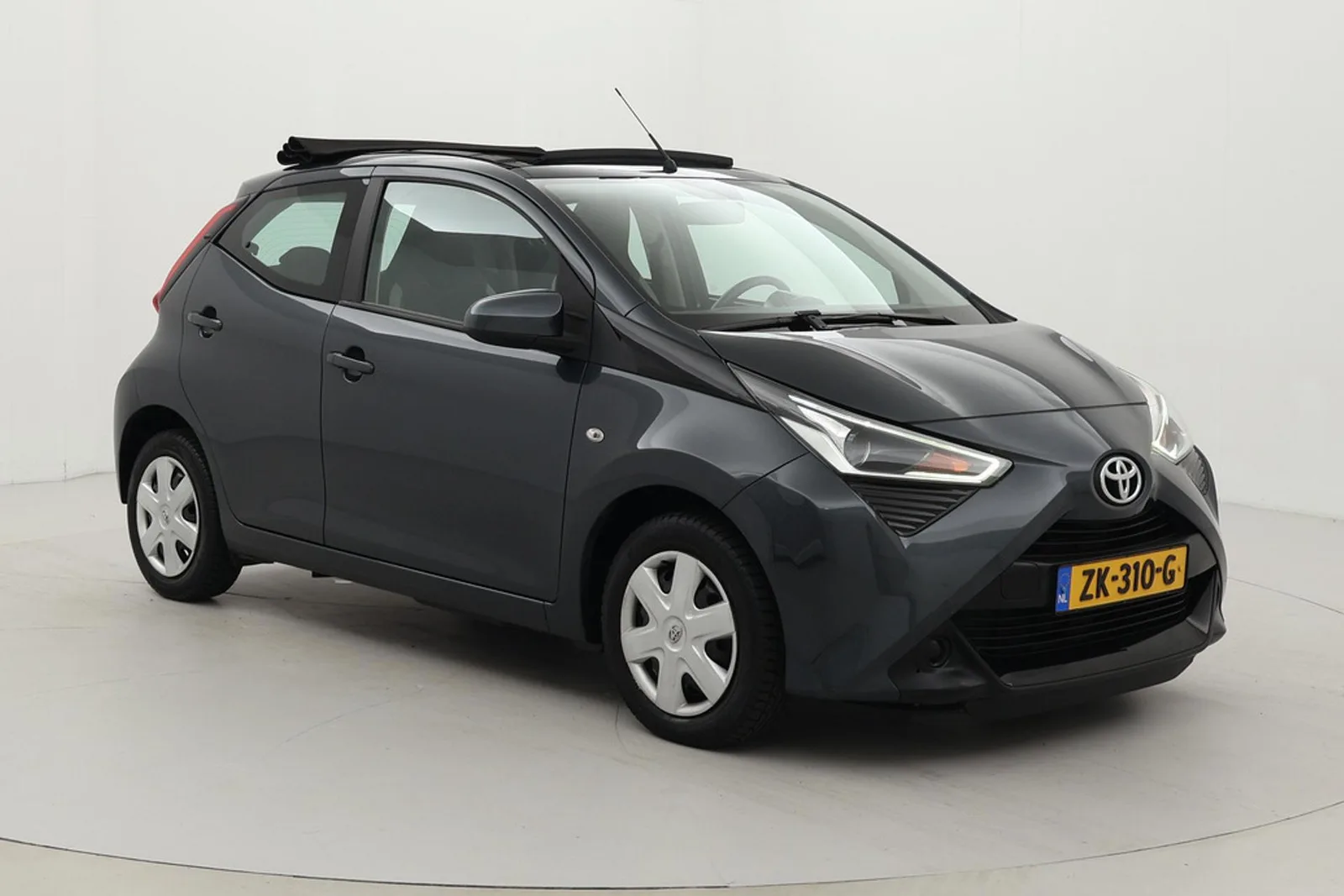Toyota Aygo (2019) — foto 1
