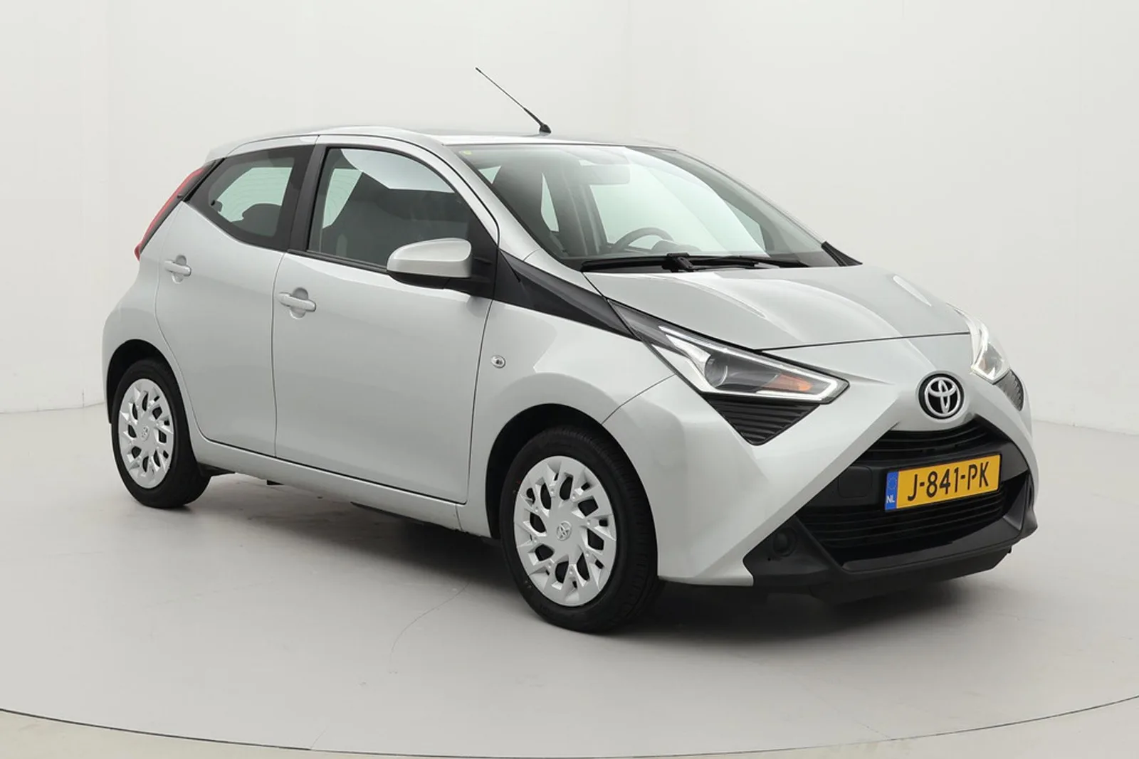Toyota Aygo (2020) — foto 1