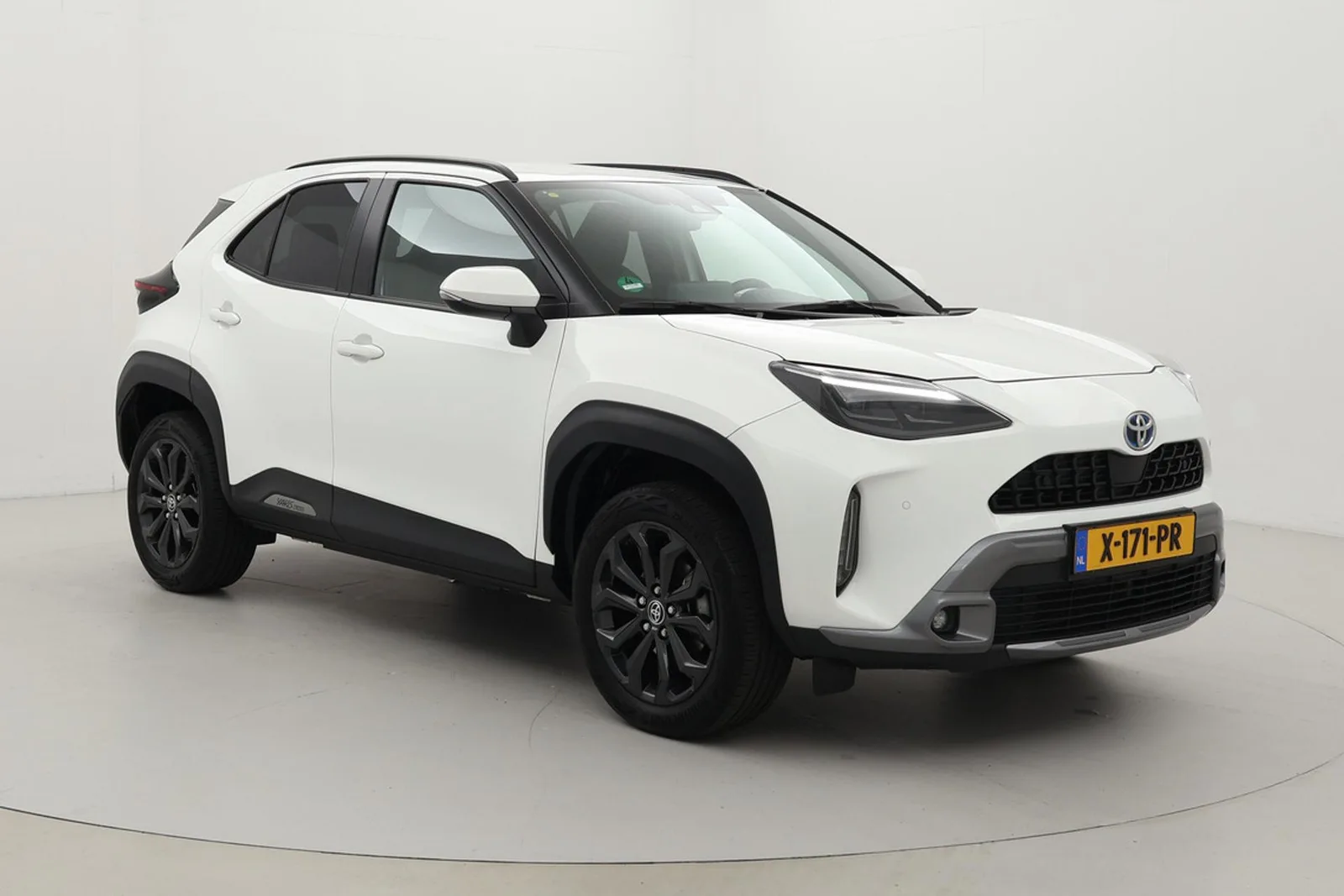Toyota Yaris Cross (2024) — foto 1