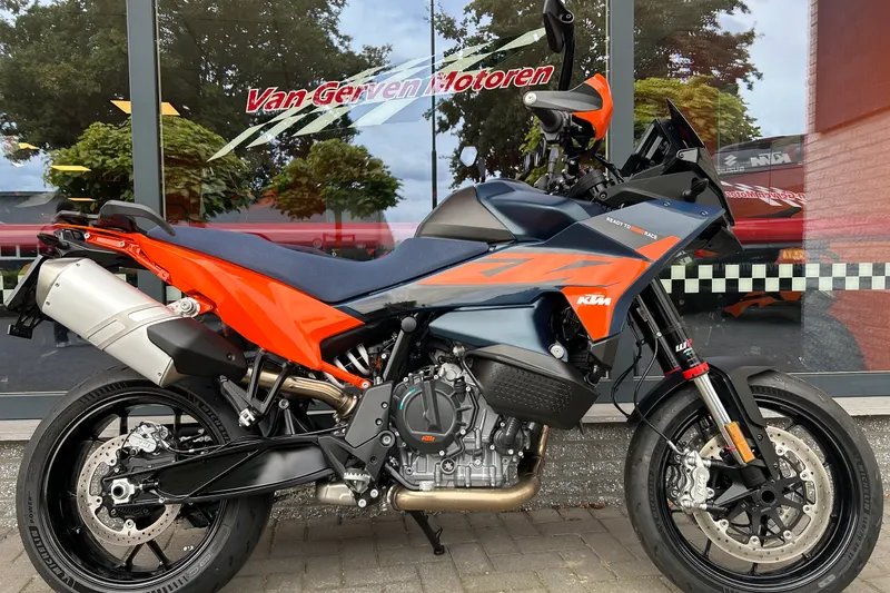 KTM 890 SMT (2026)