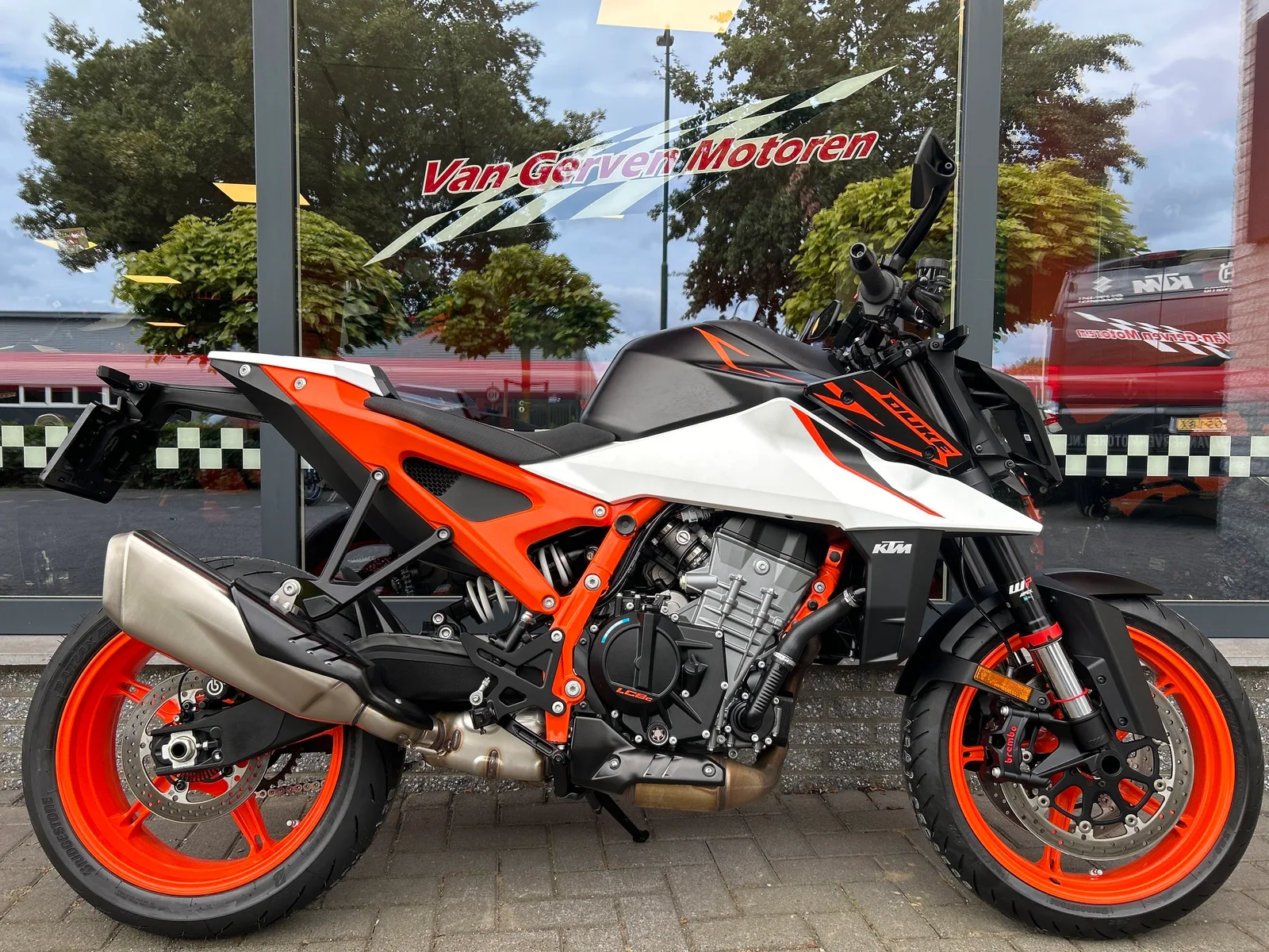 KTM 990 Duke (2026) — foto 1