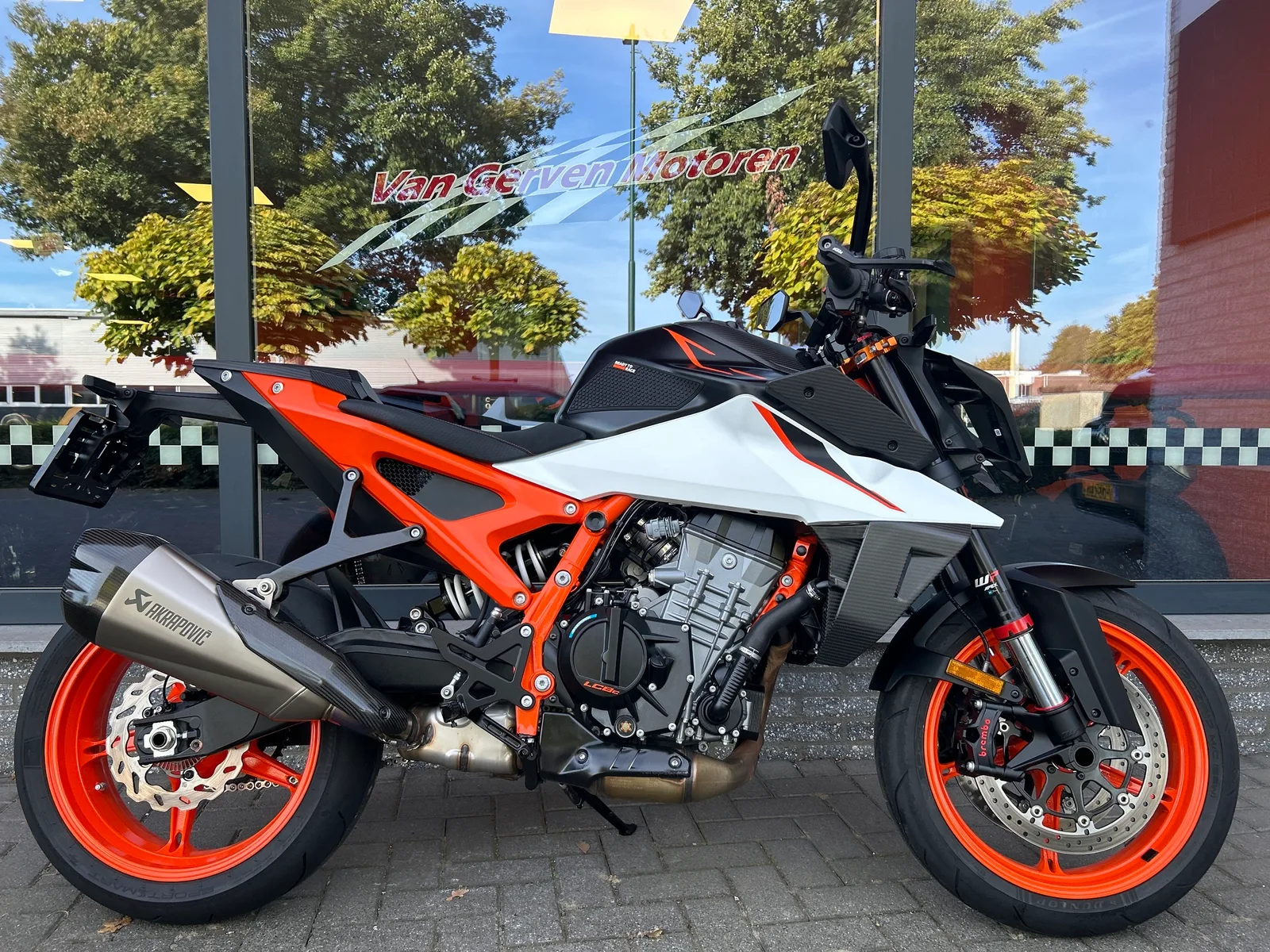 KTM 990 Duke R (2026) — foto 1