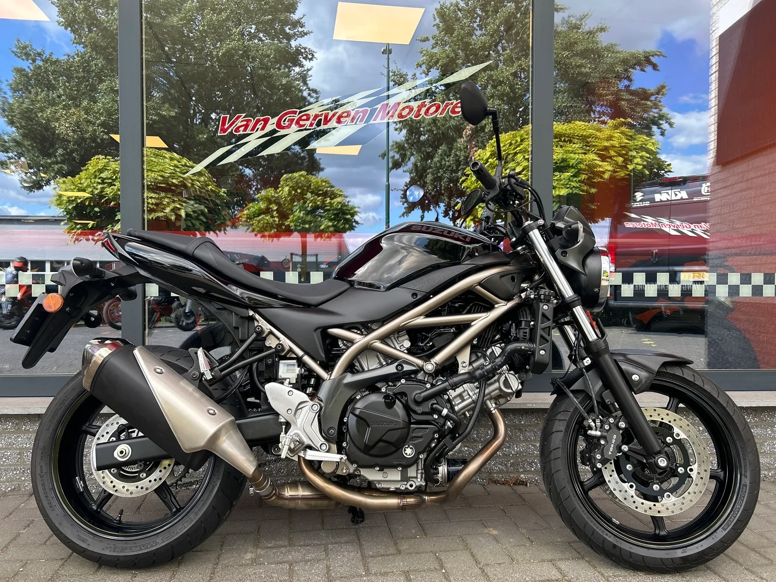 Suzuki SV650A (2022) — foto 1