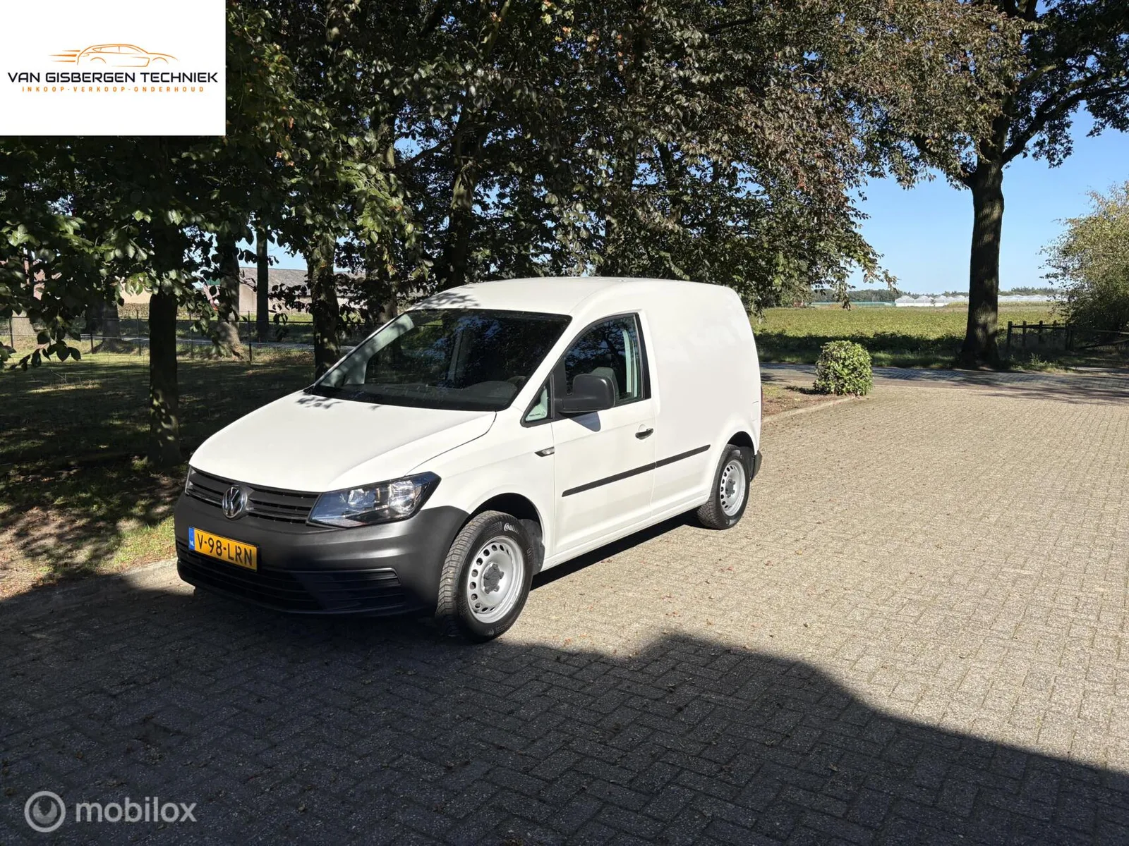 Volkswagen Caddy (2016) — foto 1